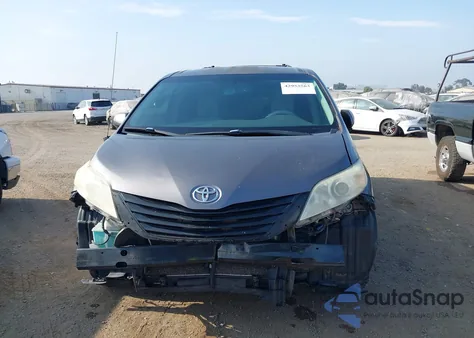 2012 Toyota Sienna Le V6 8 Passenger from USA, damaged, VIN 5TDKK3DC2CS260829